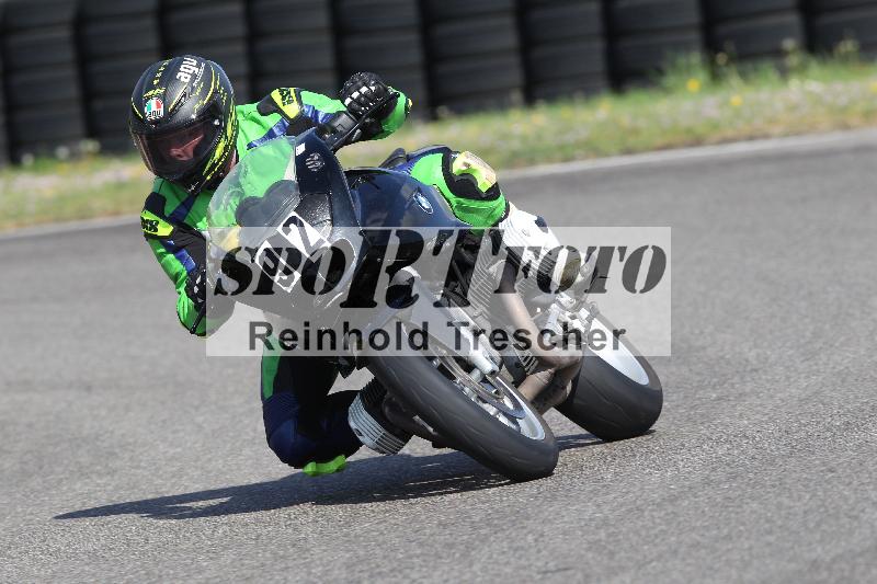 Archiv-2025/05 14.04.2025 Plüss Moto Sport ADR/Freies Fahren/92